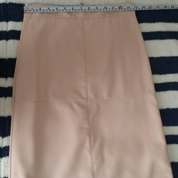 BNWT Faux Leather Skirt - Picture 10 of 13
